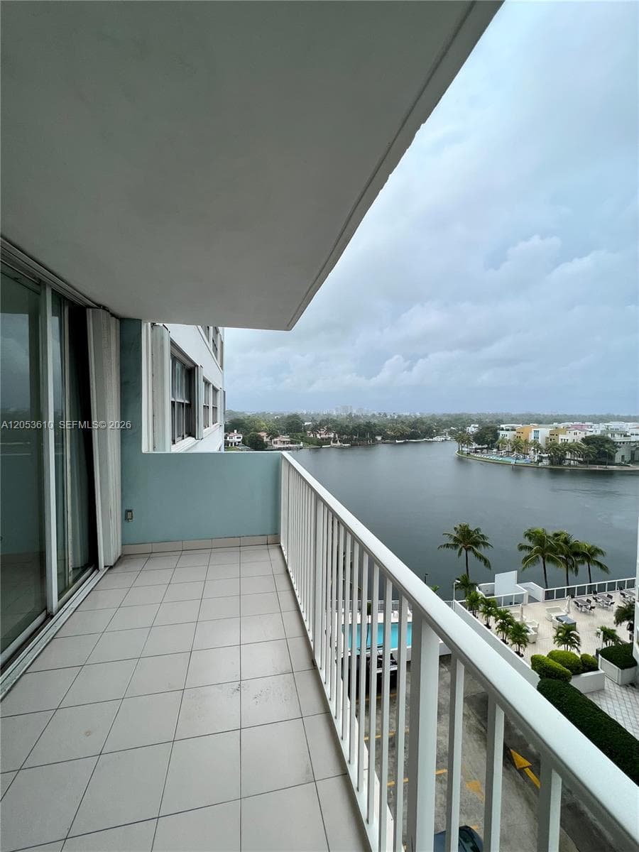 5838 Collins Ave # 7E, Miami Beach FL 33140 photo 3