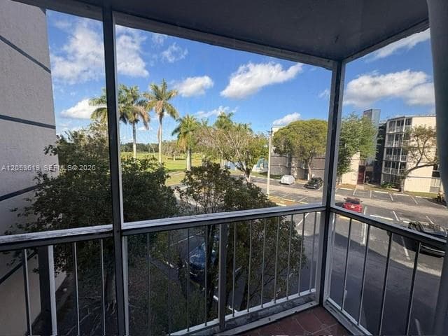 7035 NW 186th St # D302, Hialeah FL 33015 photo 2