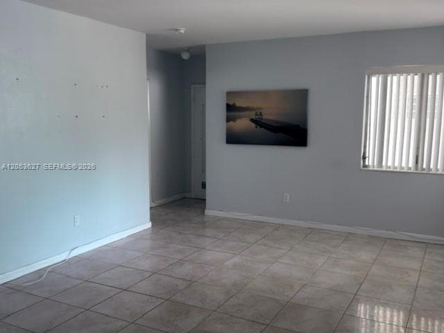 462 Golden Isles Dr # 203, Hallandale Beach FL 33009 photo 4
