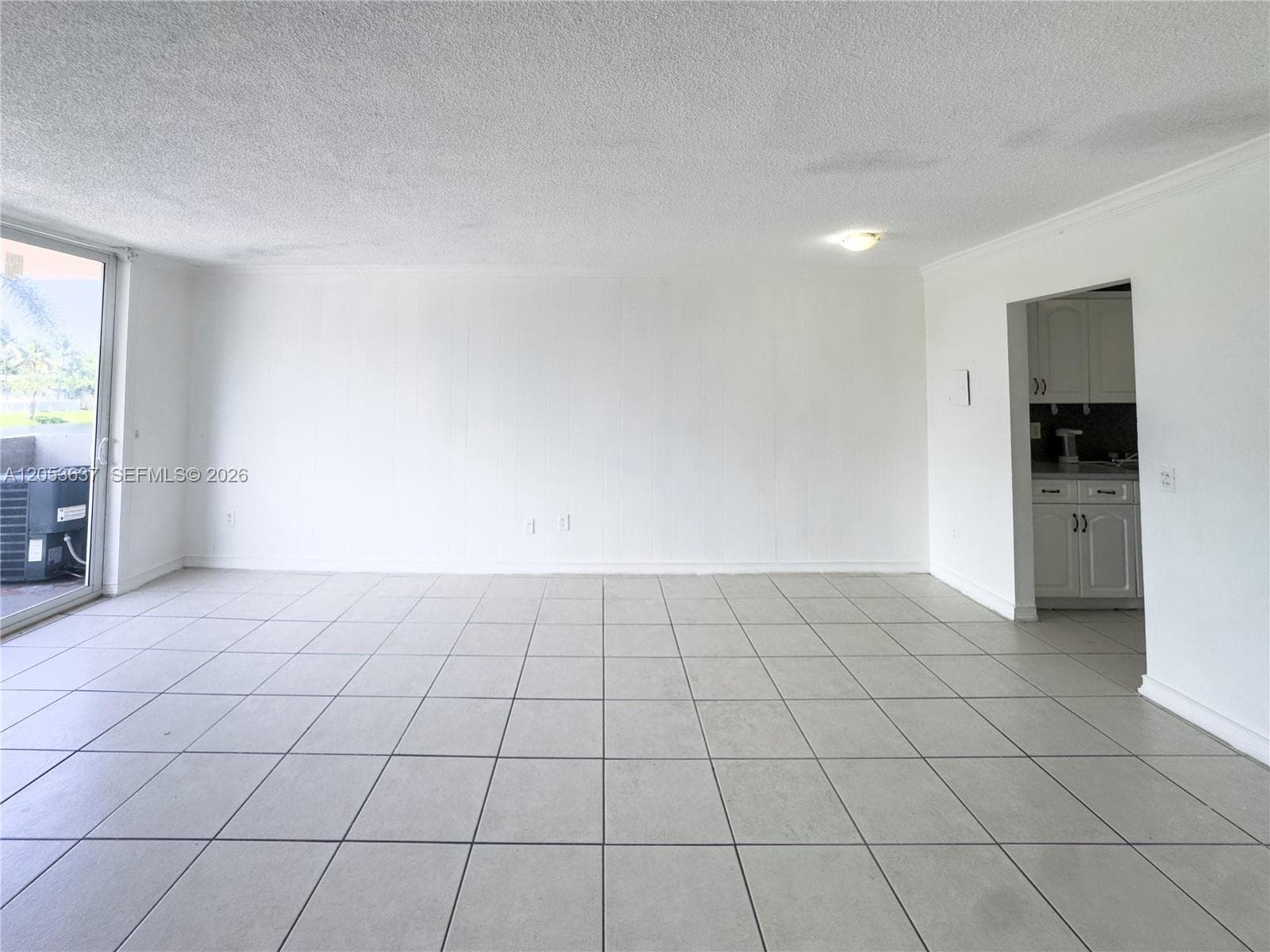 2075 NE 164th St # 204, North Miami Beach FL 33162 photo 5