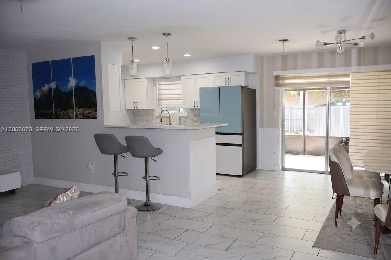 351 NW 206th Ter, Miami Gardens FL 33169 photo 2