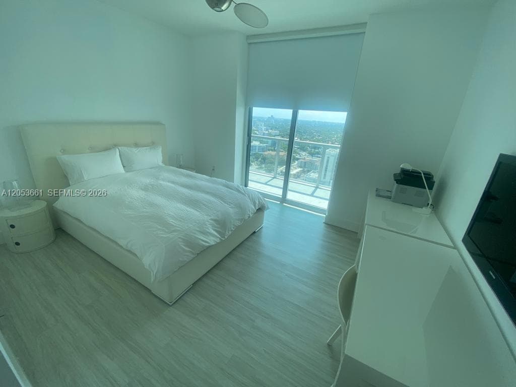 79 SW 12th St # 3312-S, Miami FL 33130 photo 5