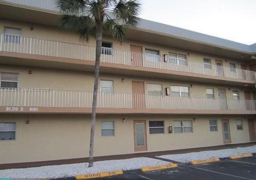 4161 NW 26th St # 304, Lauderhill FL 33313
