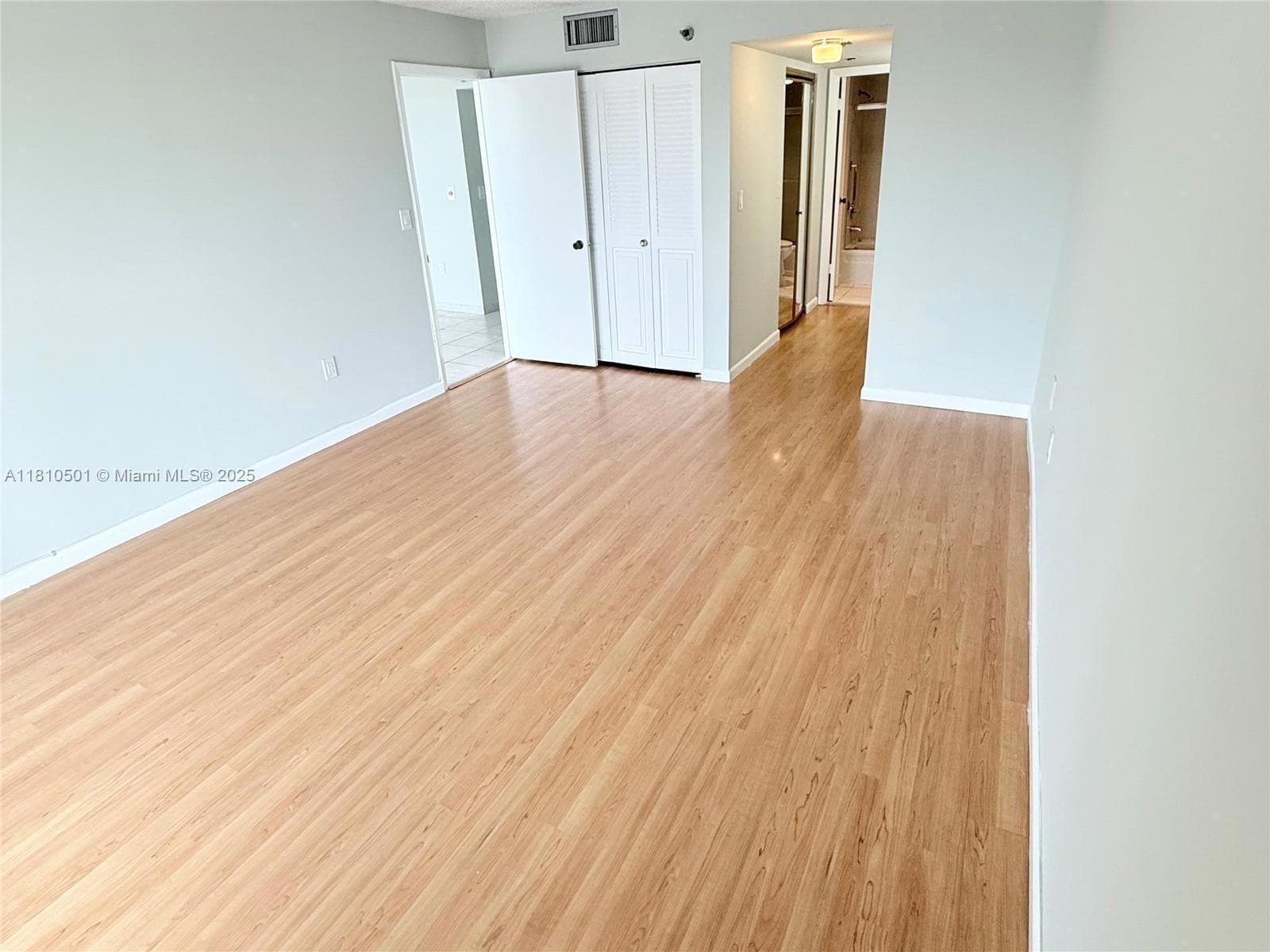 1300 SAINT CHARLES Place # 706, Pembroke Pines FL 33026 photo 5