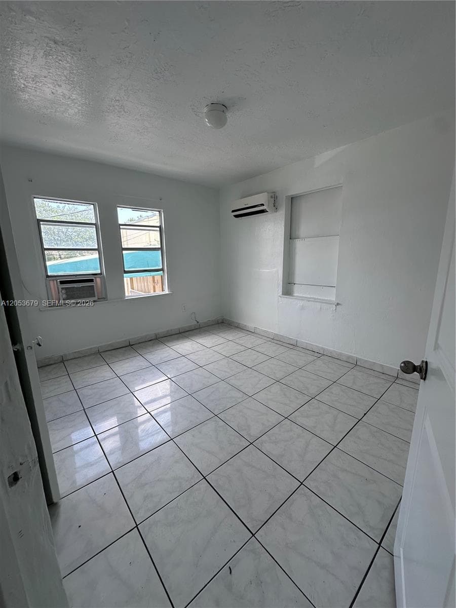 1780 NW 21st Ter # 2, Miami FL 33142 photo 2