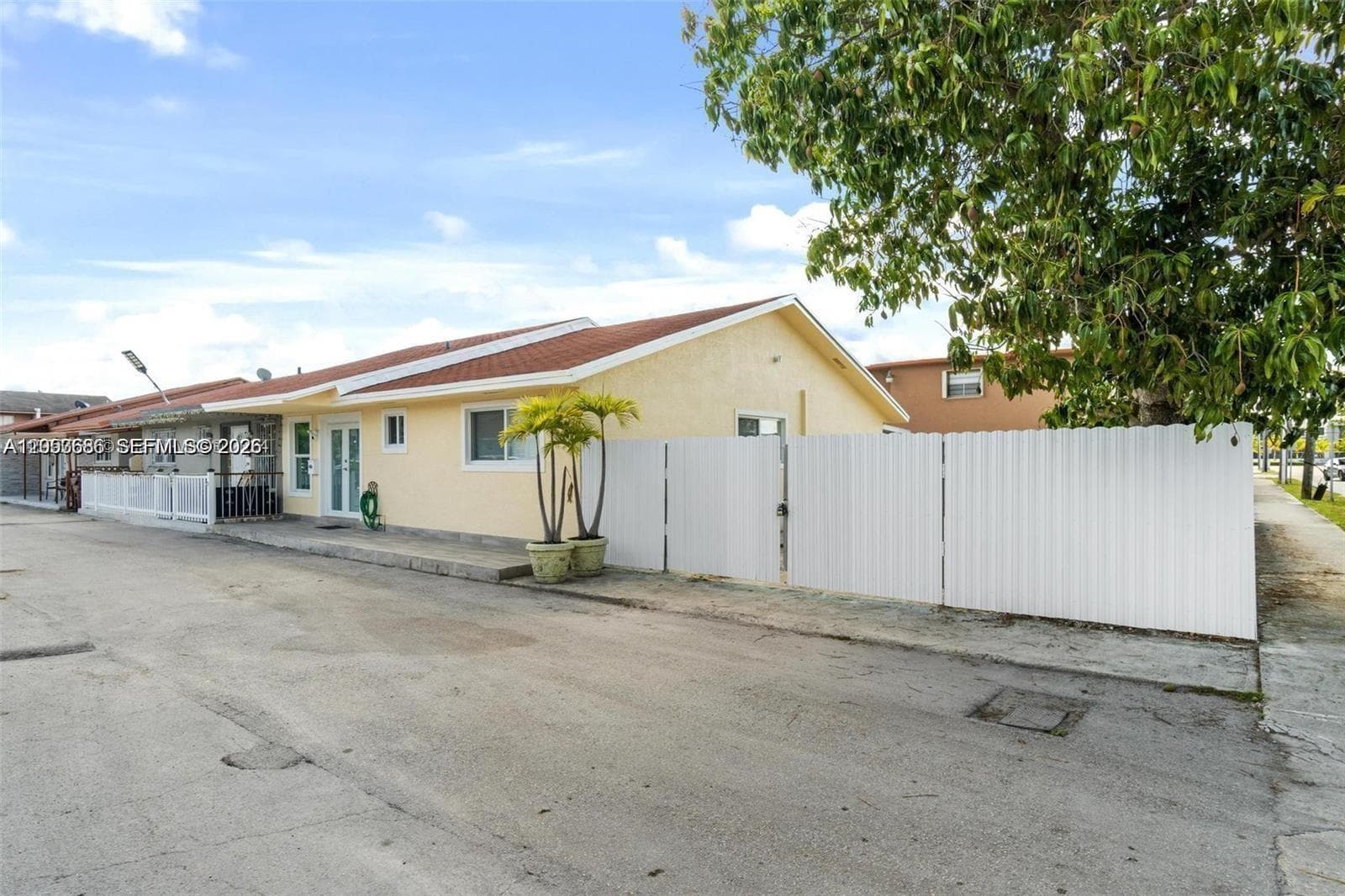 330 W 74th Pl # 330, Hialeah FL 33014 photo 2