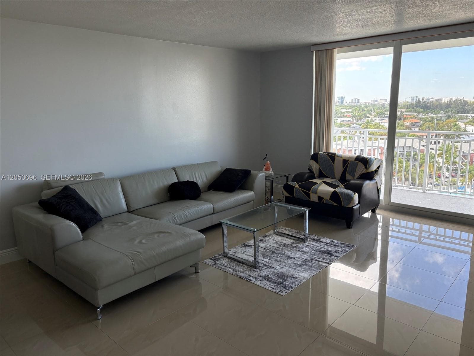 427 Golden Isles Dr # 10D, Hallandale Beach FL 33009 photo 5