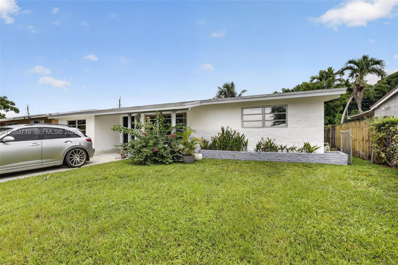 2331 Flamingo Dr, Miramar FL 33023 photo 2