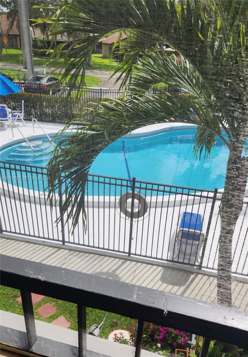 3811 NW 84th Ave # 2B, Sunrise FL 33351