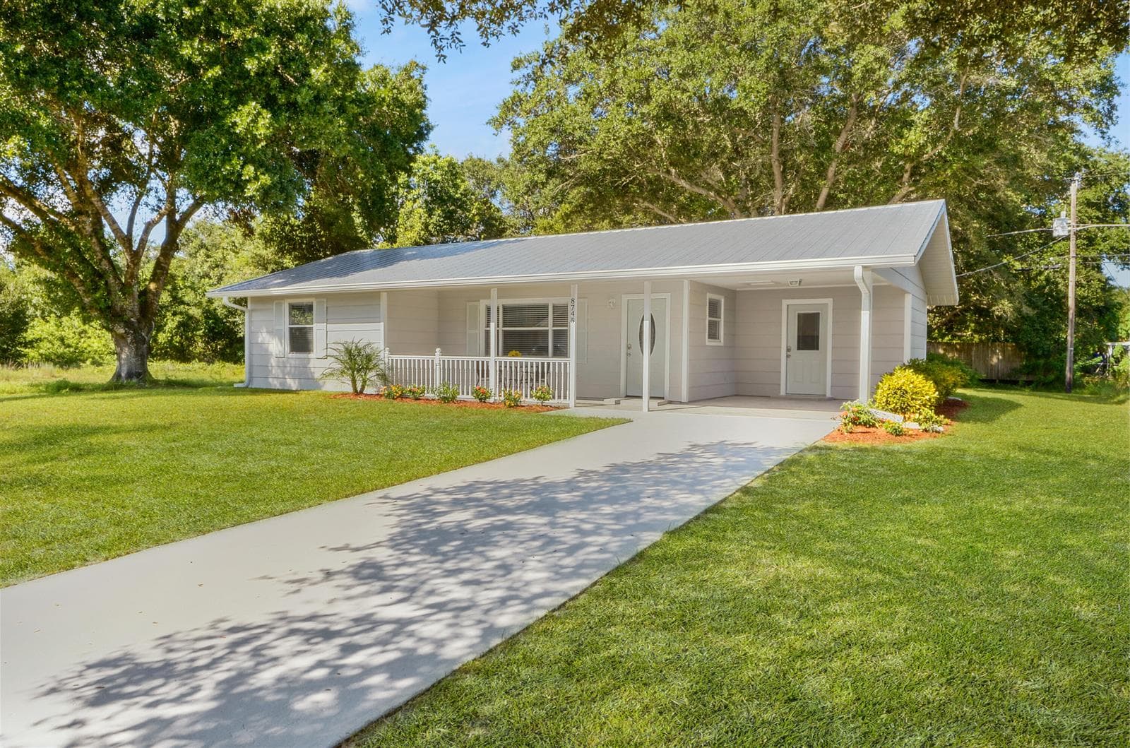 8745 98TH Court, Vero Beach FL 32967 photo 2
