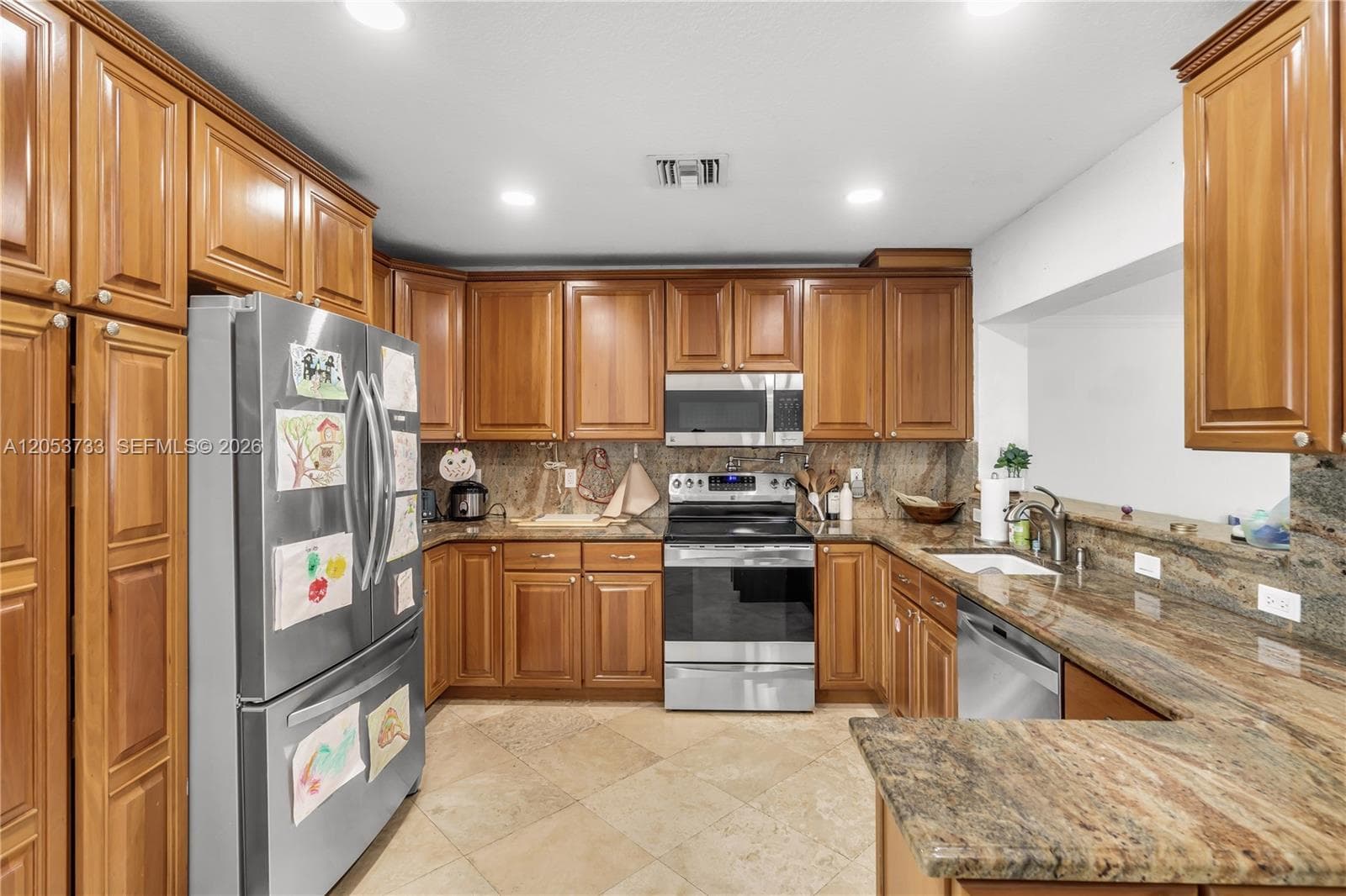 2424 NE 18th Ave, Wilton Manors FL 33305 photo 5