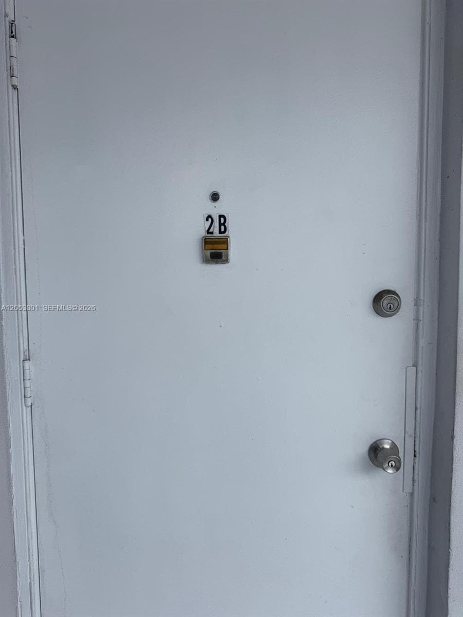 2435 Van Buren St APT 2B, Hollywood FL 33020 photo 3