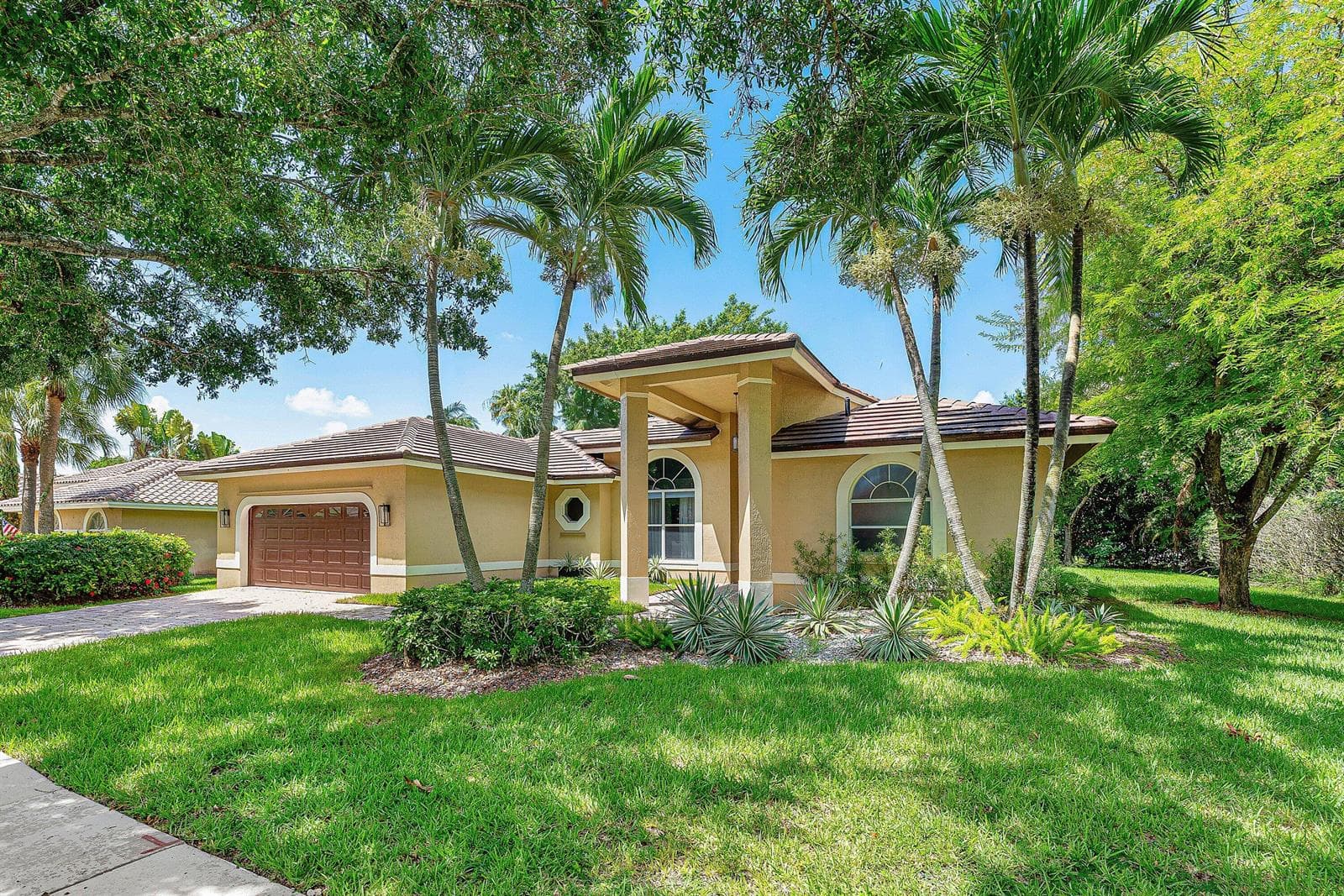 7235 NW 63rd Terrace, Parkland FL 33067 photo 2