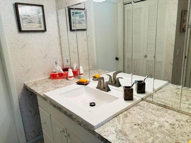 101 LAKE PINE Circle # 2, FL 33463 photo 3
