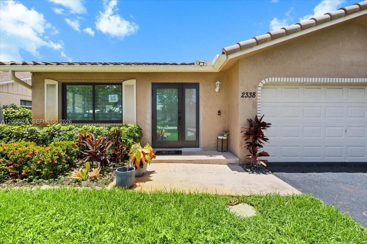 2338 NW 98th Way, Coral Springs FL 33065 photo 4