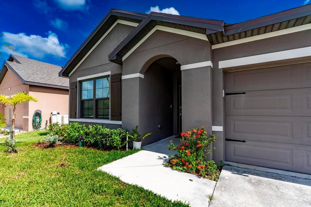 5316 AMUSEMENT Avenue, Fort Pierce FL 34947 photo 5
