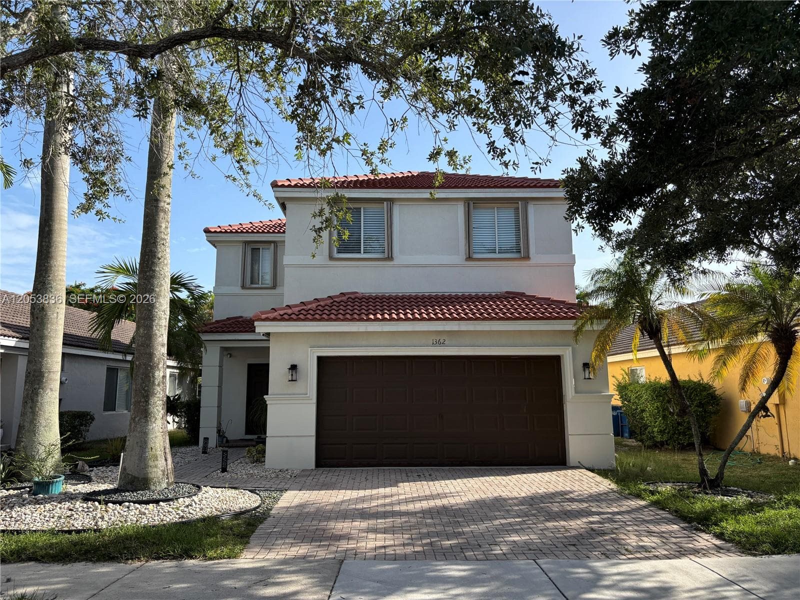 1362 Canary Island Dr, Weston FL 33327
