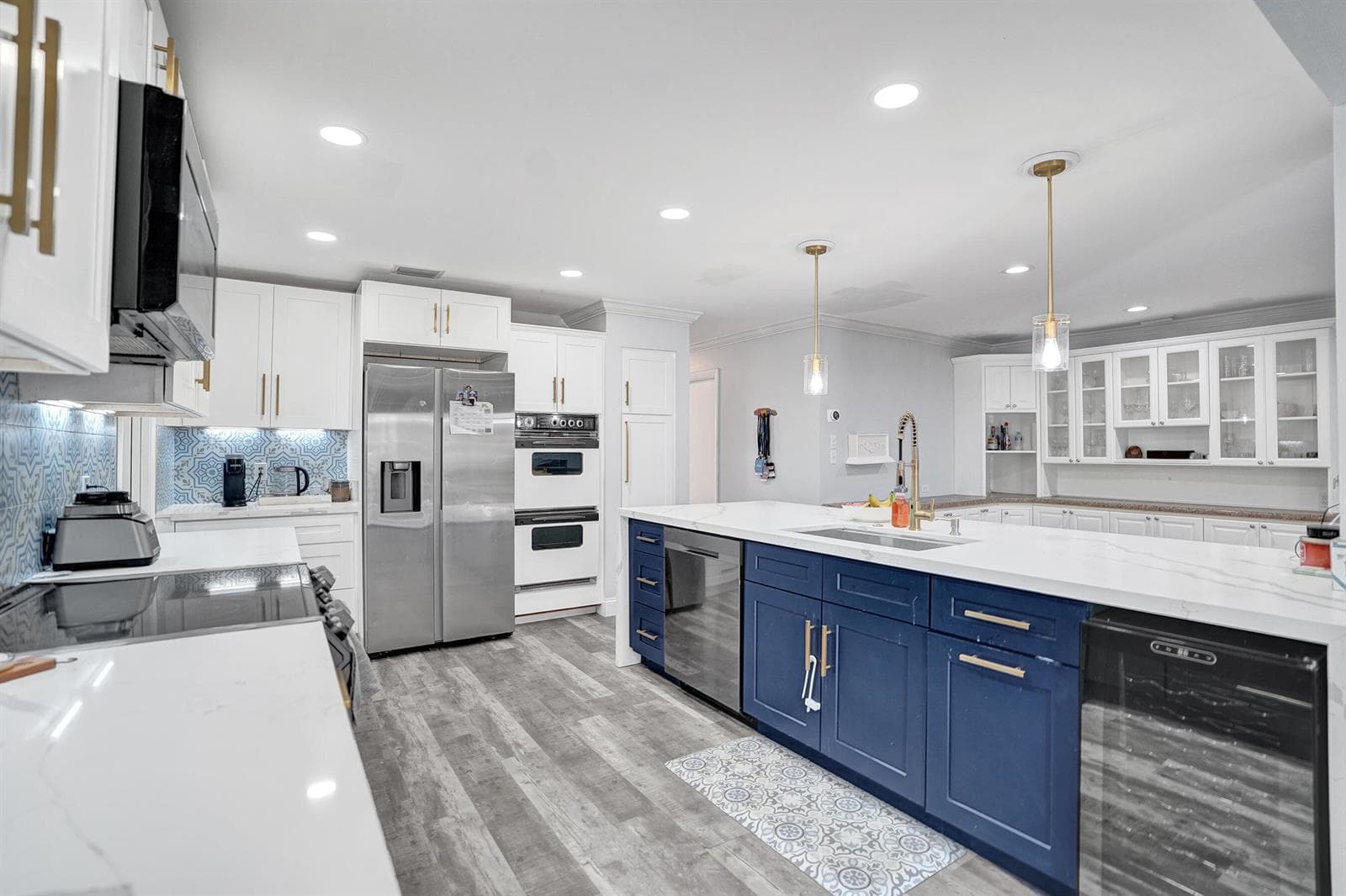 1852 NW 82ND Avenue, Coral Springs FL 33071