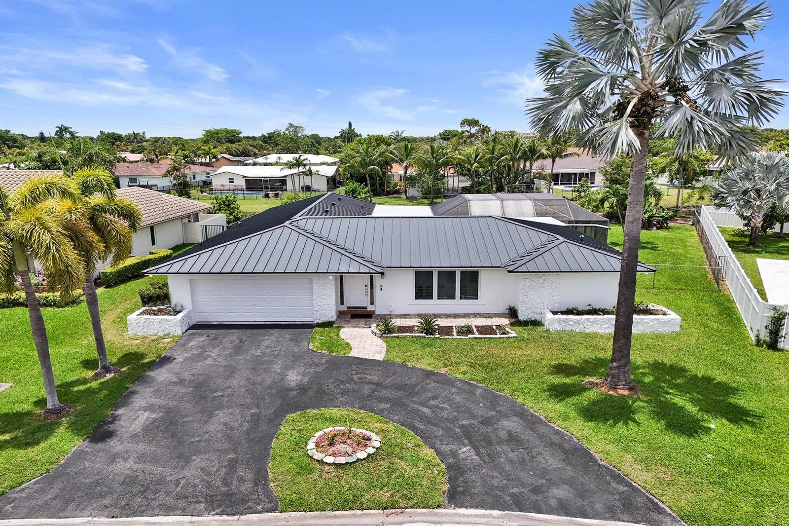 1852 NW 82ND Avenue, Coral Springs FL 33071 photo 5