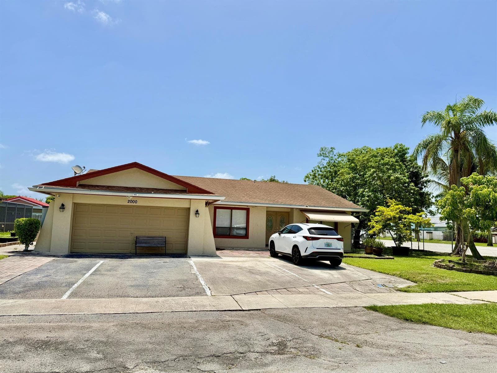 2000 NW 70th Lane, Margate FL 33063