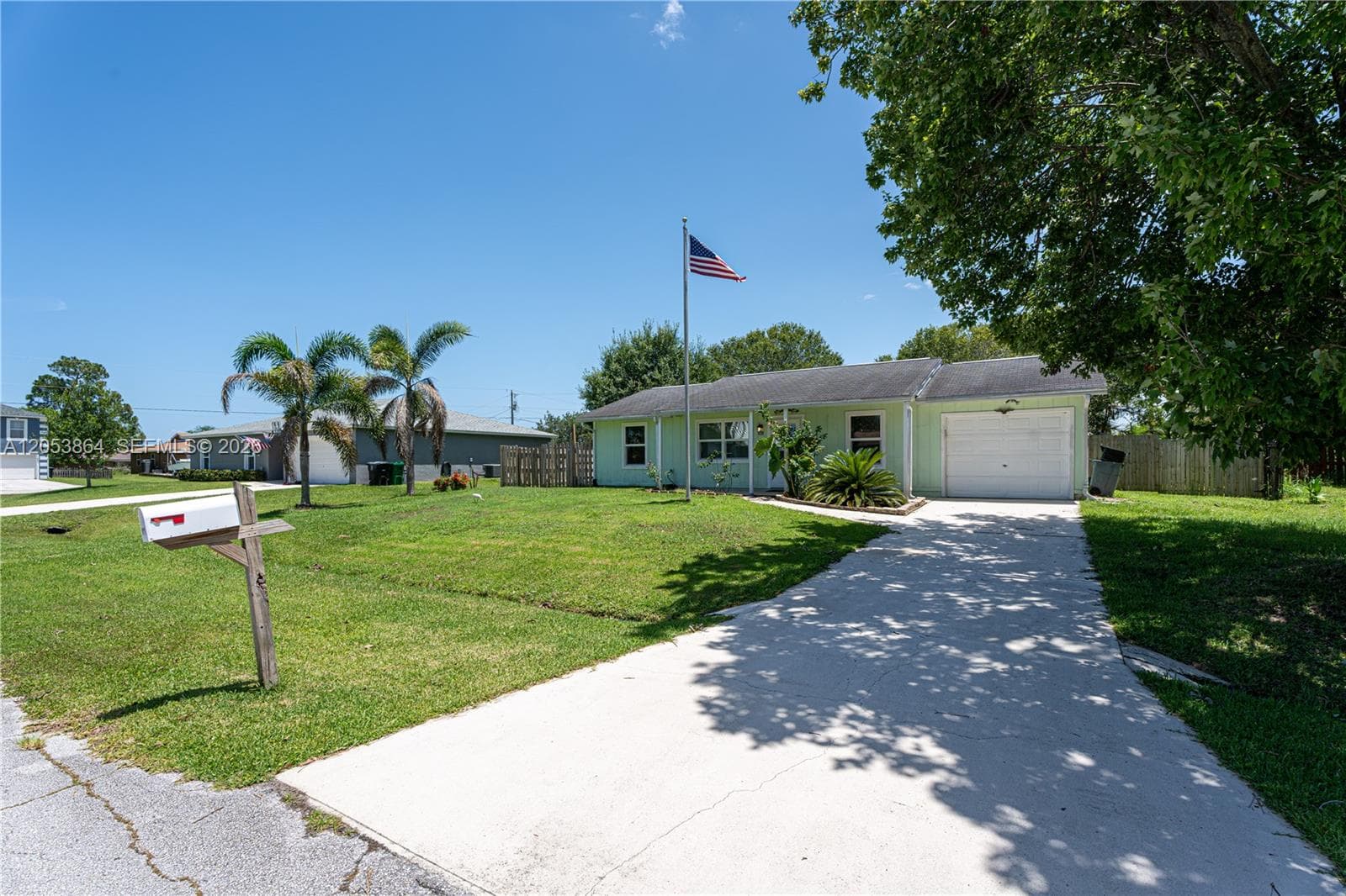 618 SW Ray Ave, Port St. Lucie FL 34983 photo 5