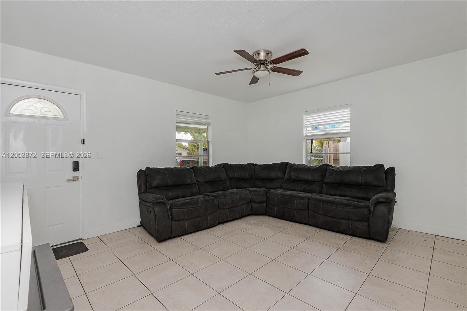 681 NE 1st Pl, Hialeah FL 33010 photo 4