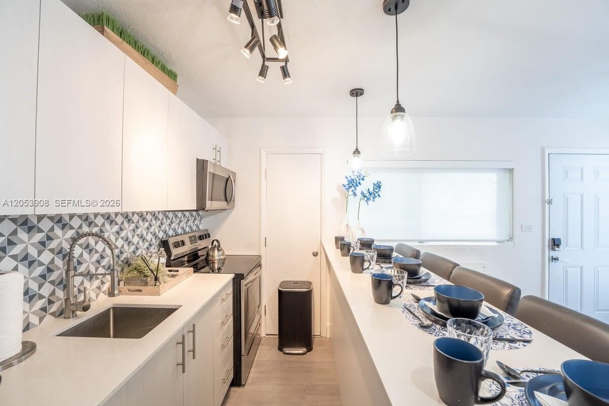 7830 abbott ave # 3, Miami Beach FL 33141 photo 4