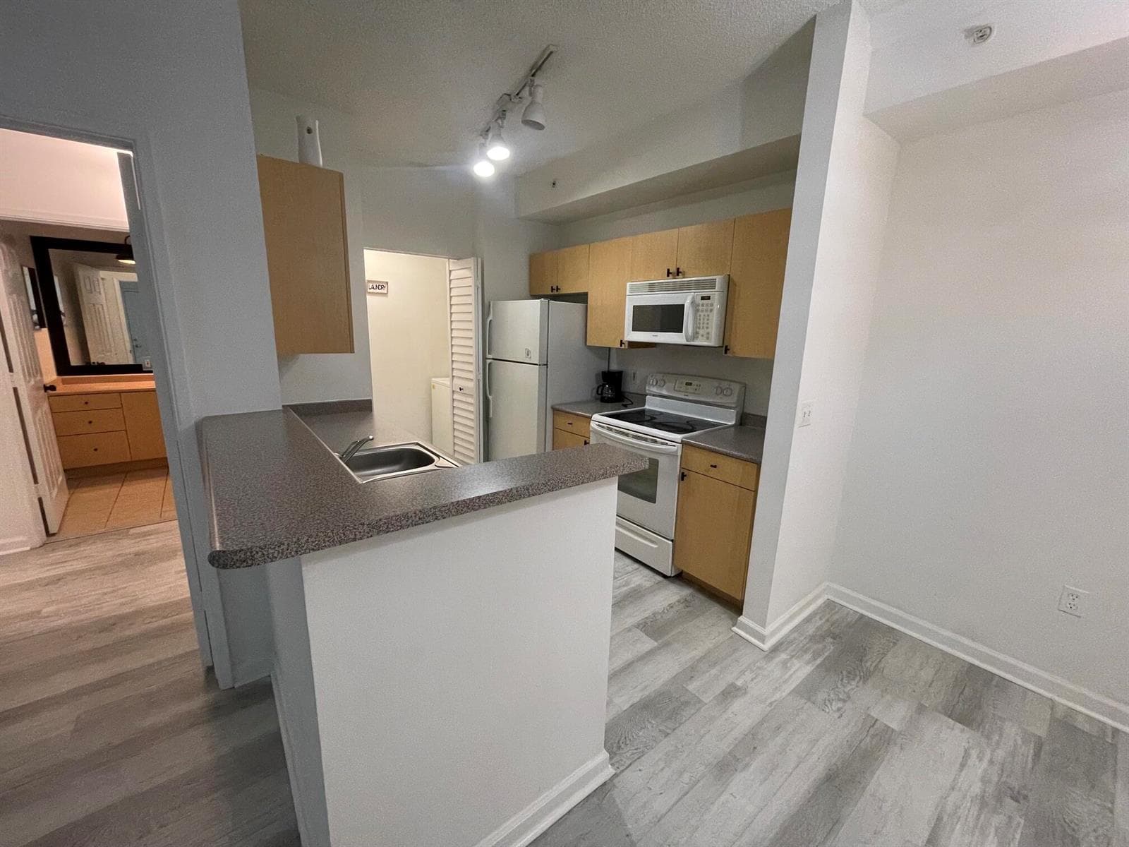1919 VAN BUREN Street # 109A, Hollywood FL 33020 photo 2