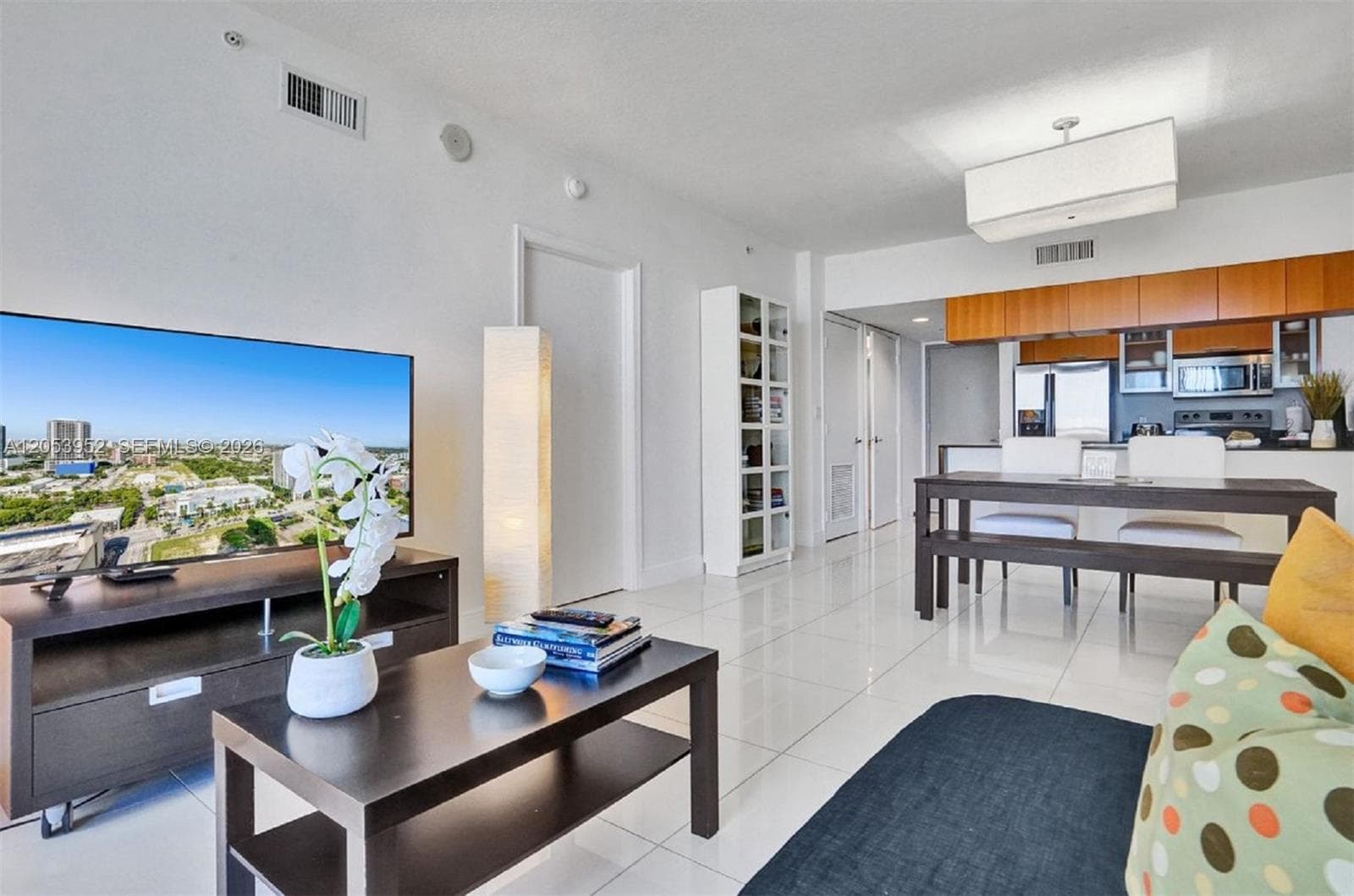 1750 N Bayshore Dr # 2911, Miami FL 33132 photo 3