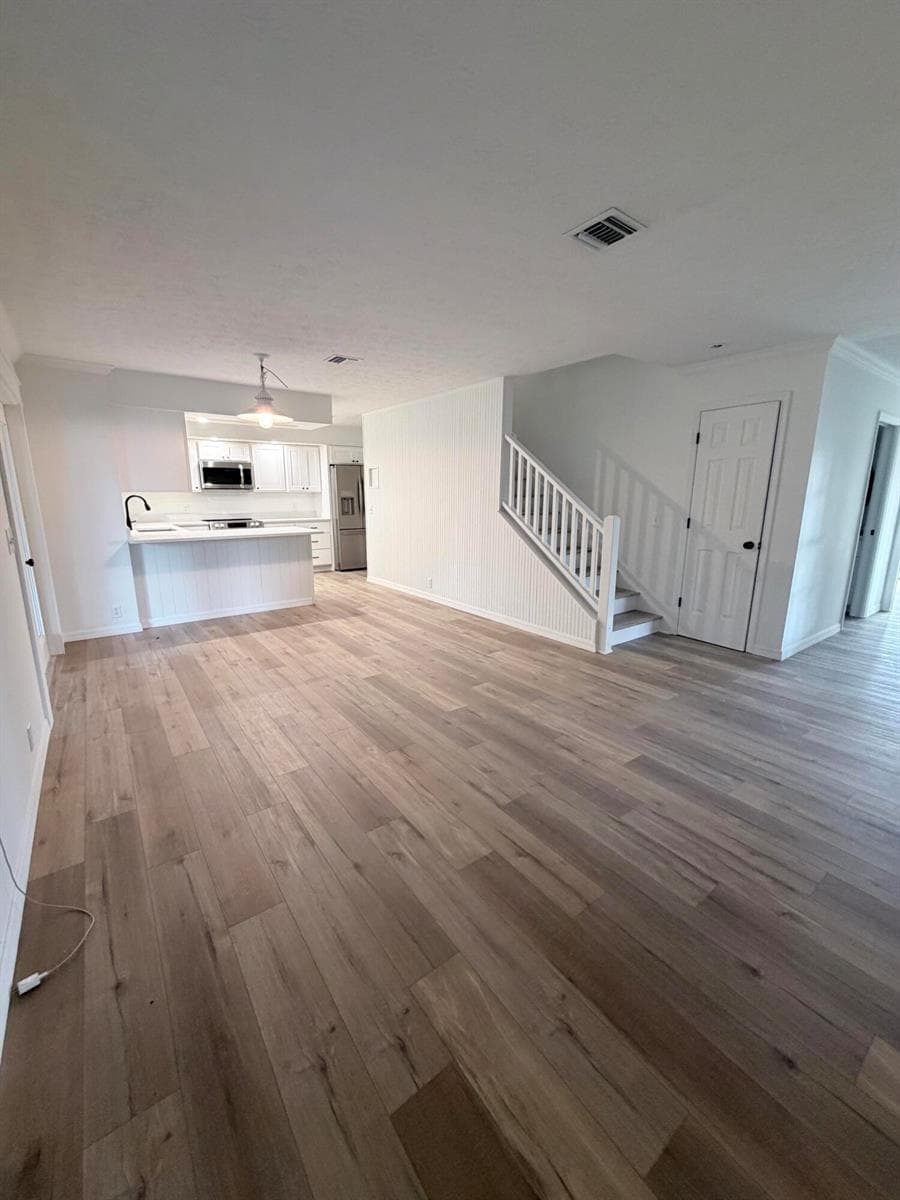 180 8th Court, Vero Beach FL 32962 photo 3