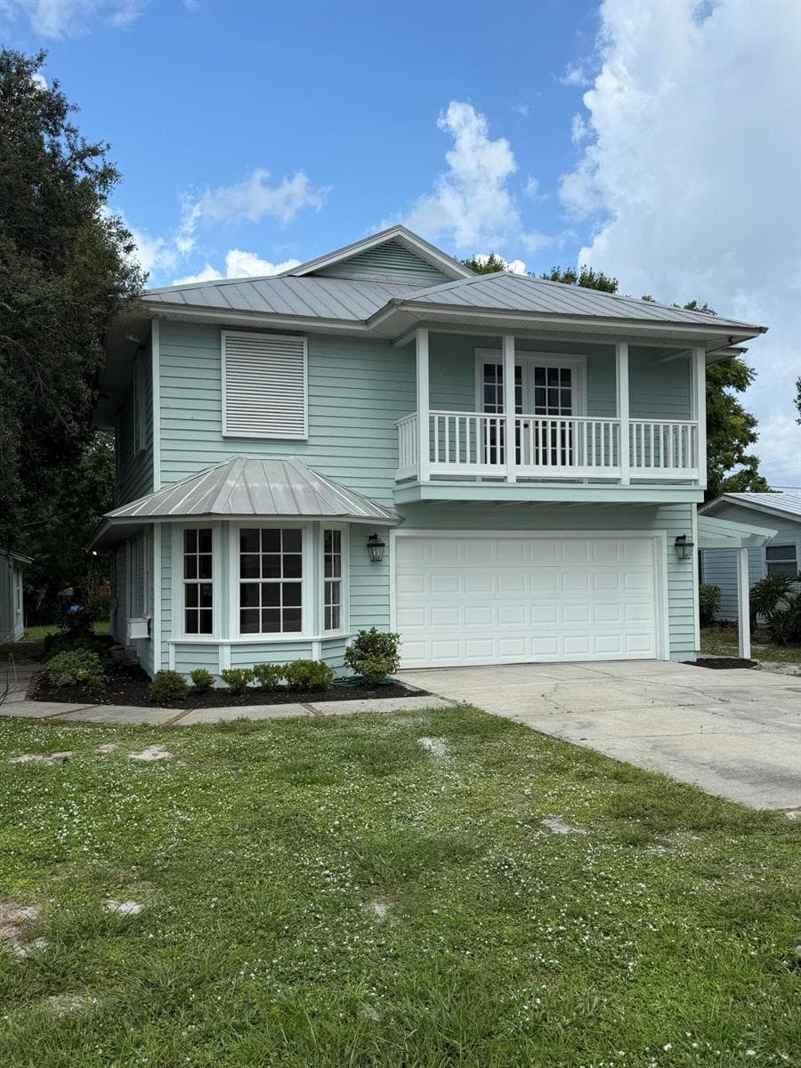 180 8th Court, Vero Beach FL 32962