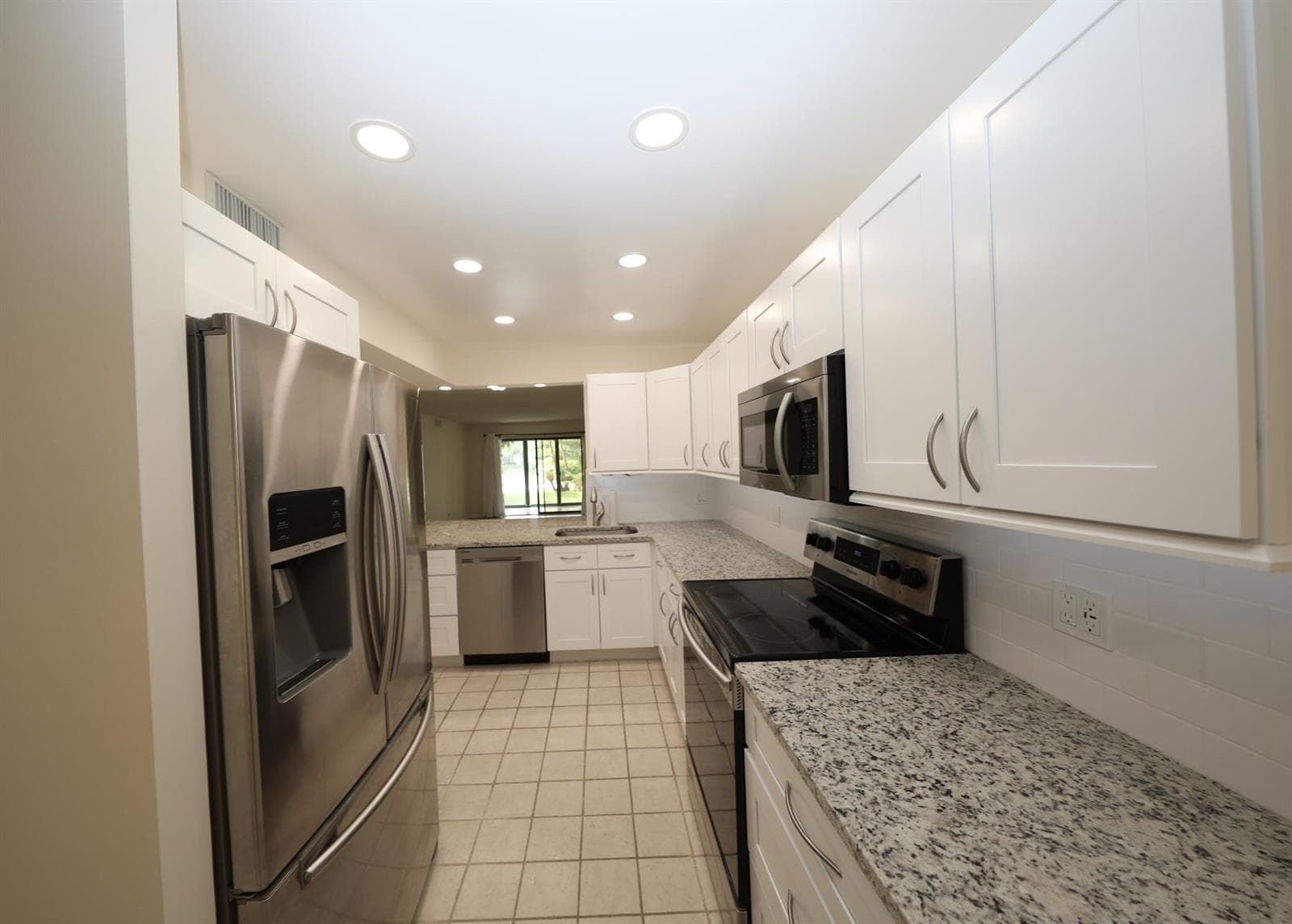 10187 Mangrove Drive # 104, Boynton Beach FL 33437 photo 5