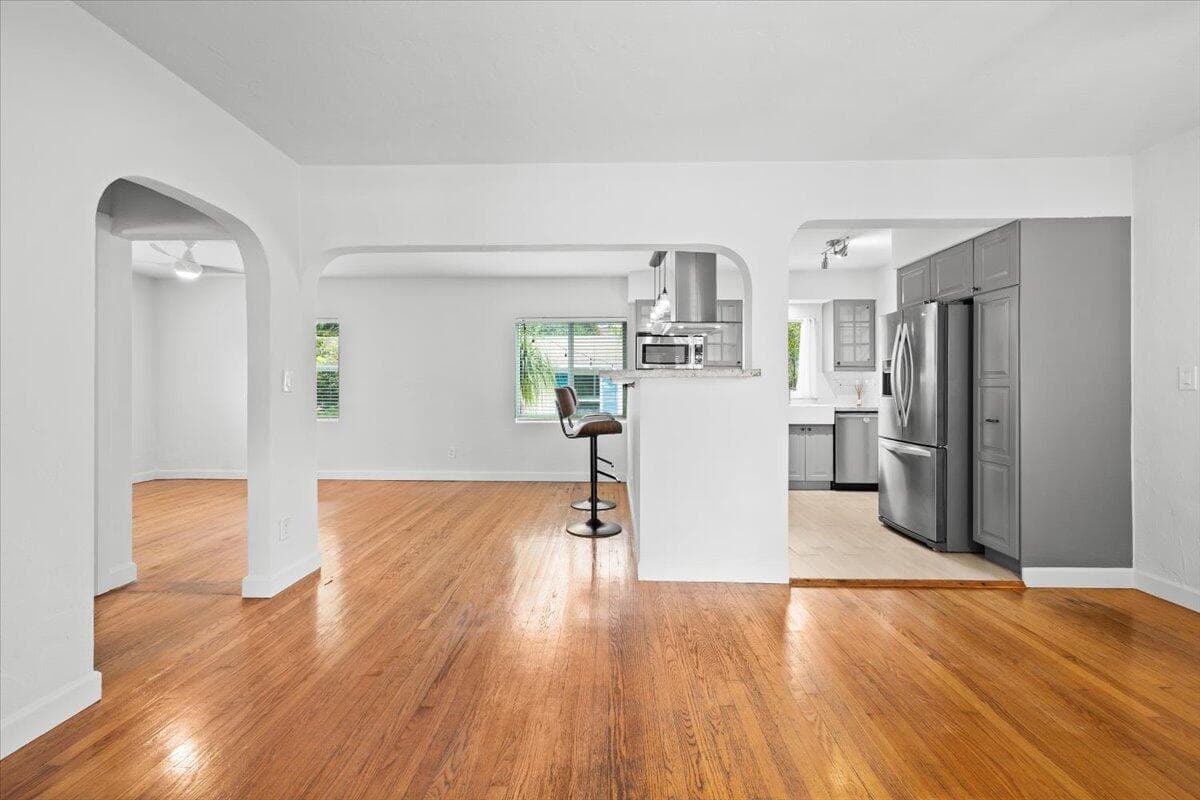 305 NE 14th Avenue, Fort Lauderdale FL 33301 photo 5