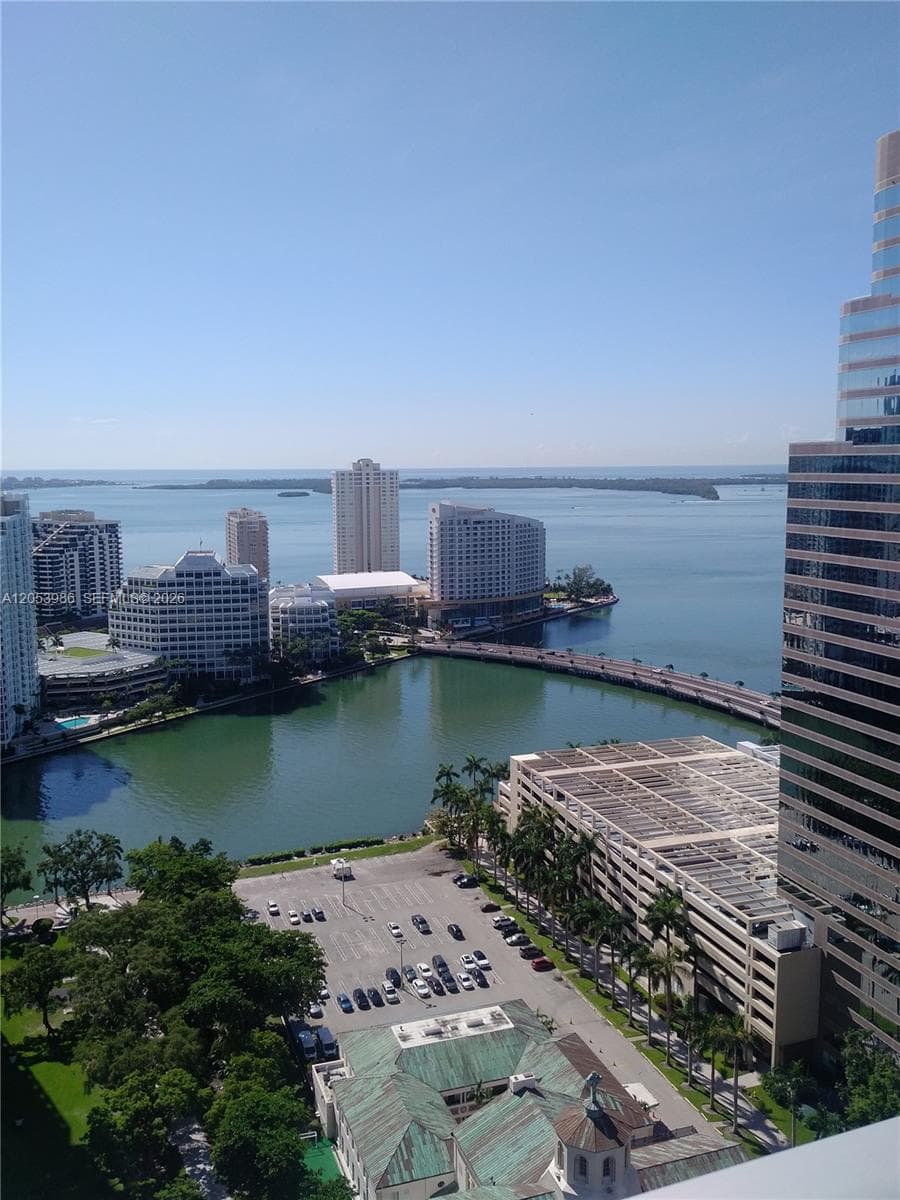 500 BRICKELL AVE # 3200, Miami, FL 33131