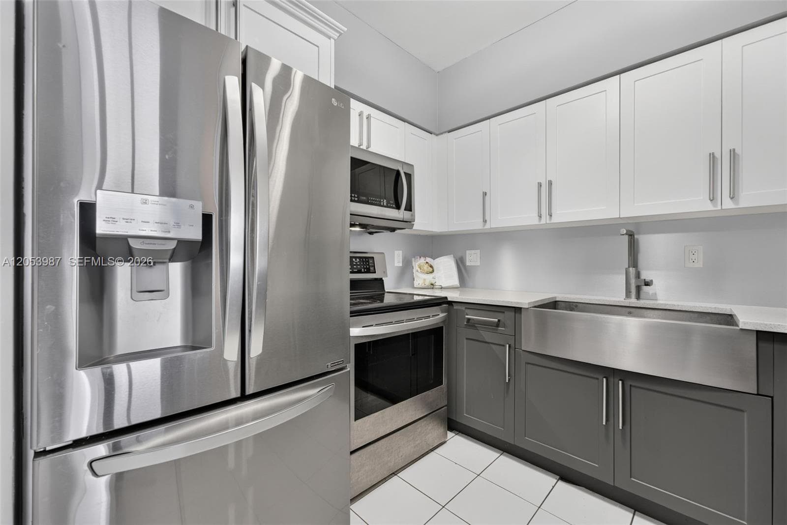 7441 Wayne Ave # 8G, Miami Beach FL 33141 photo 3