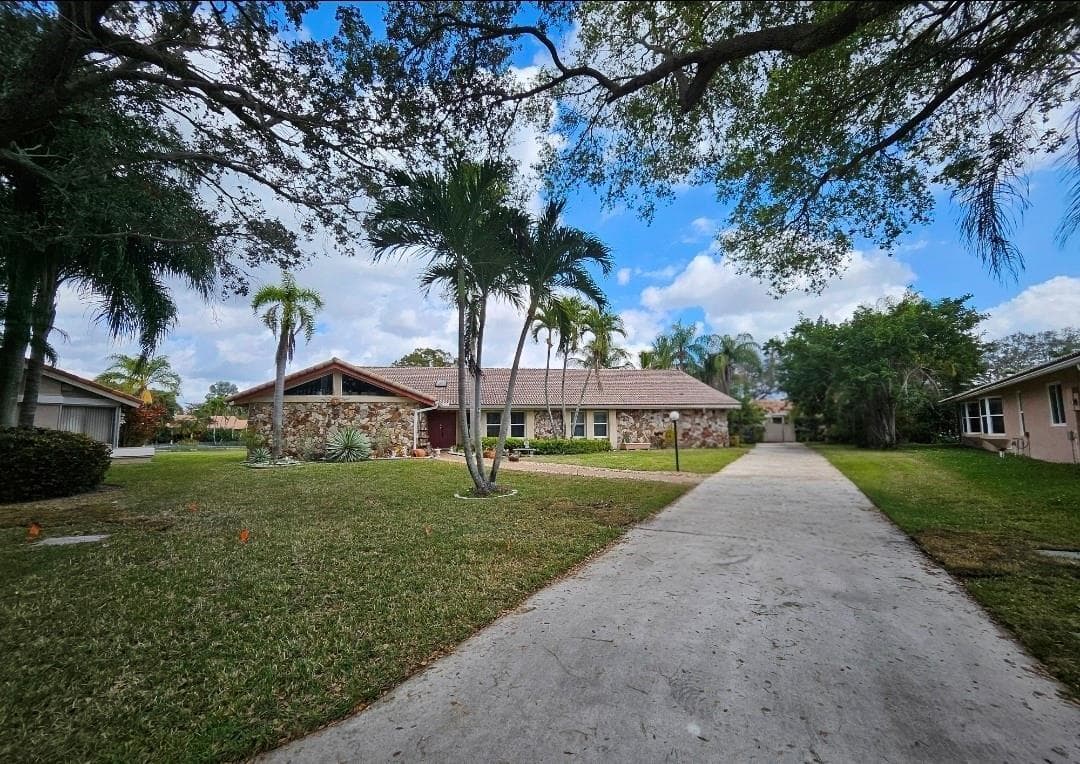 197 NW 113th Way, Coral Springs FL 33071 photo 4