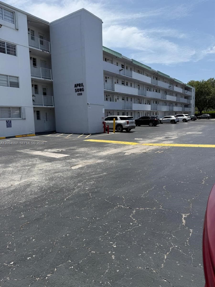 1333 E Hallandale Beach Blvd # 115, Hallandale Beach FL 33009