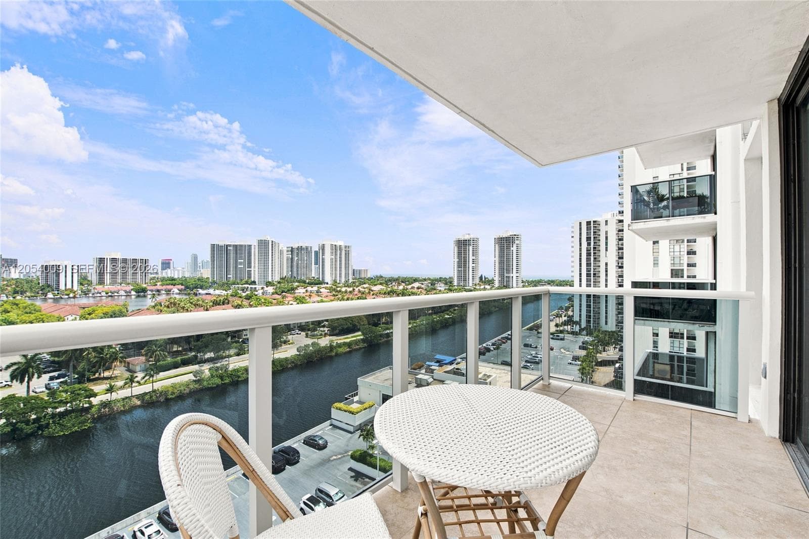 3625 N Country Club Dr # 1210, Aventura FL 33180