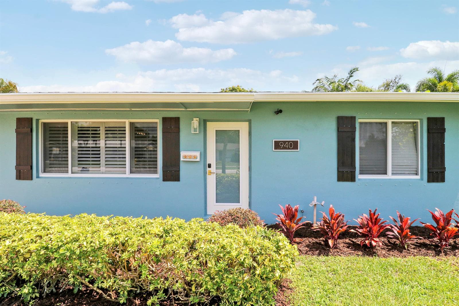 940 Dogwood Road, North Palm Beach FL 33408 photo 5