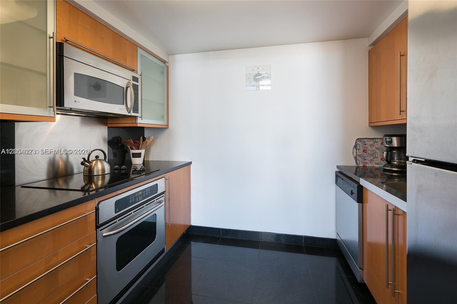 6365 Collins Ave # 1811, Miami Beach FL 33141 photo 2