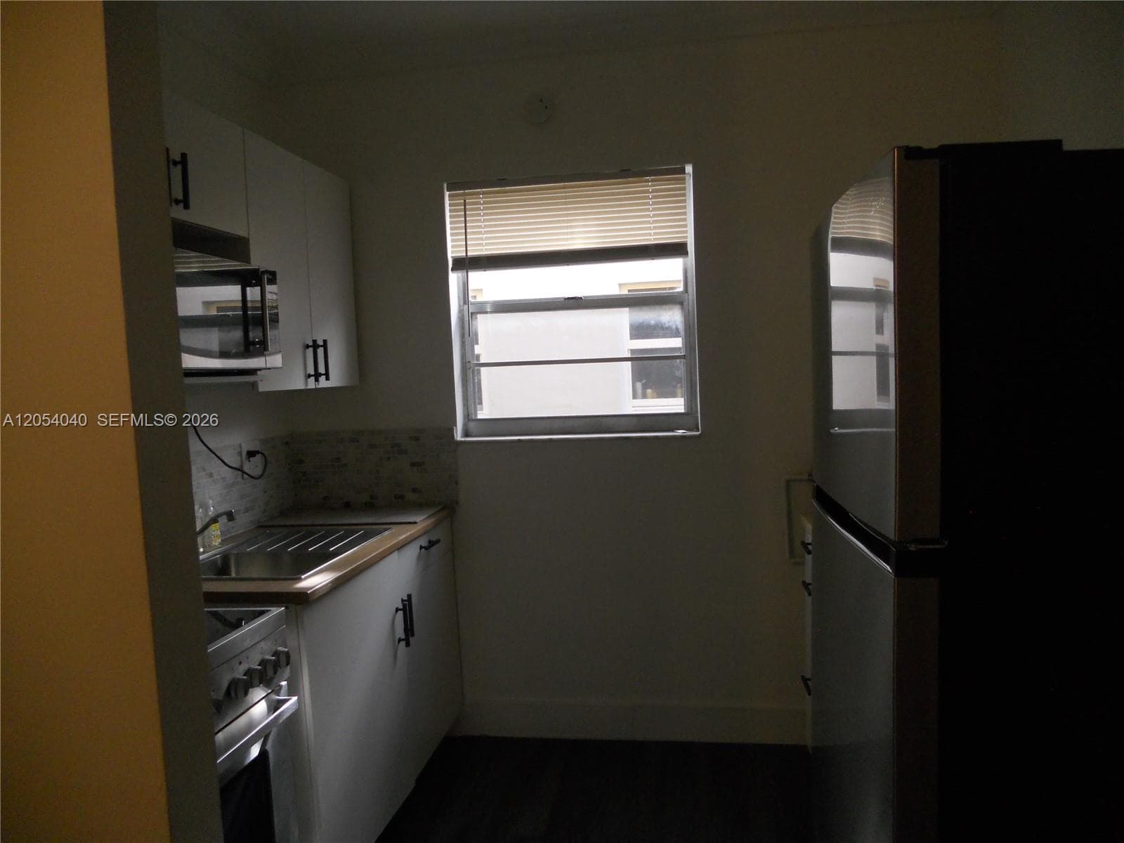 1043 NW 2nd St # 9, Miami FL 33128 photo 5