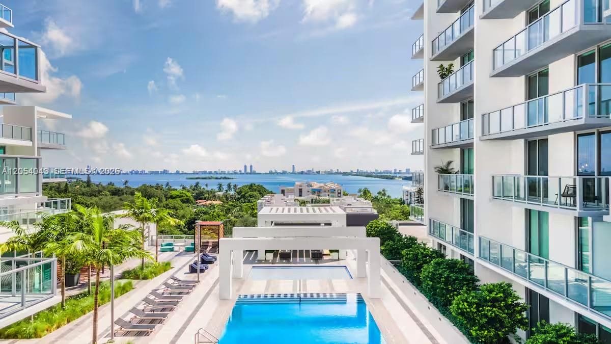 3900 Biscayne Blvd # 216, Miami FL 33137 photo 2