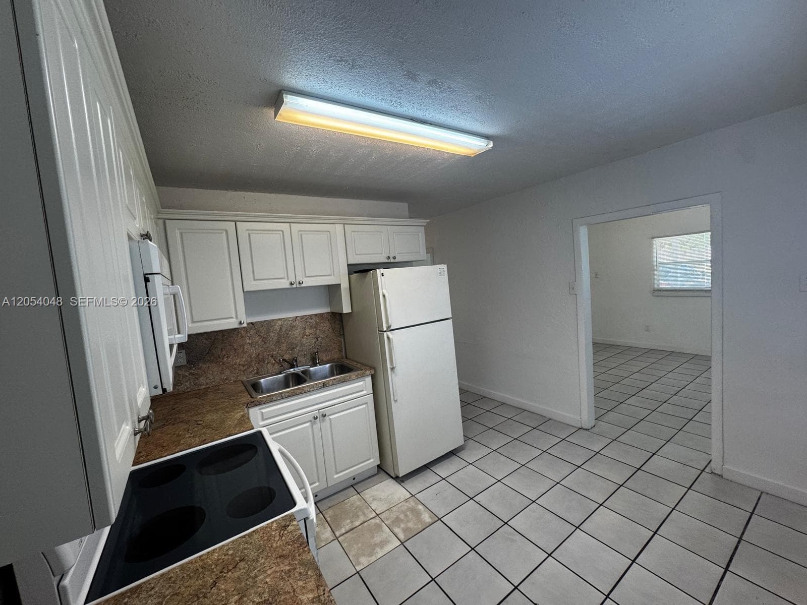 1354 SW 26th Ave, Fort Lauderdale FL 33312 photo 4