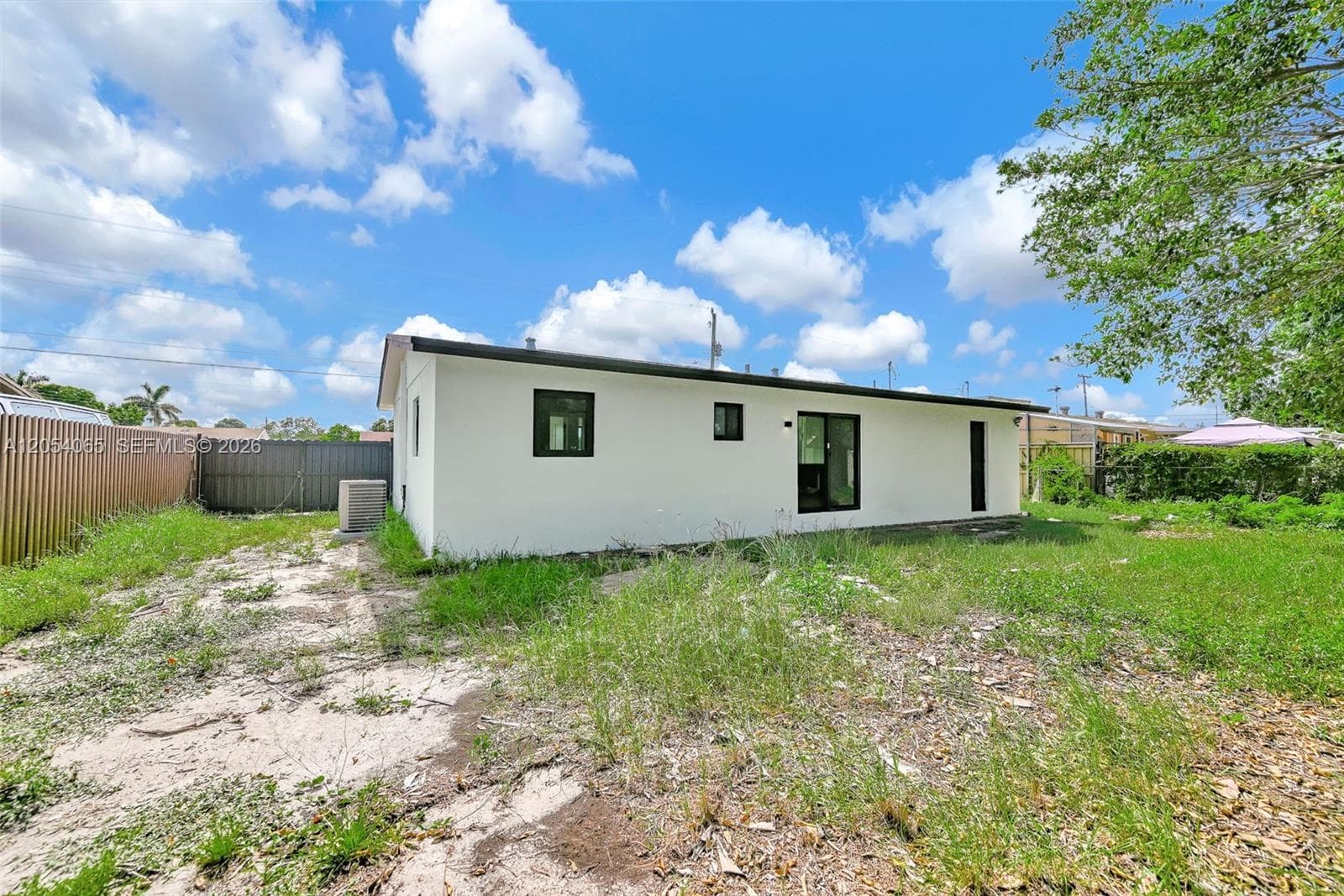 17231 NW 47th Ct, Miami Gardens FL 33055 photo 2