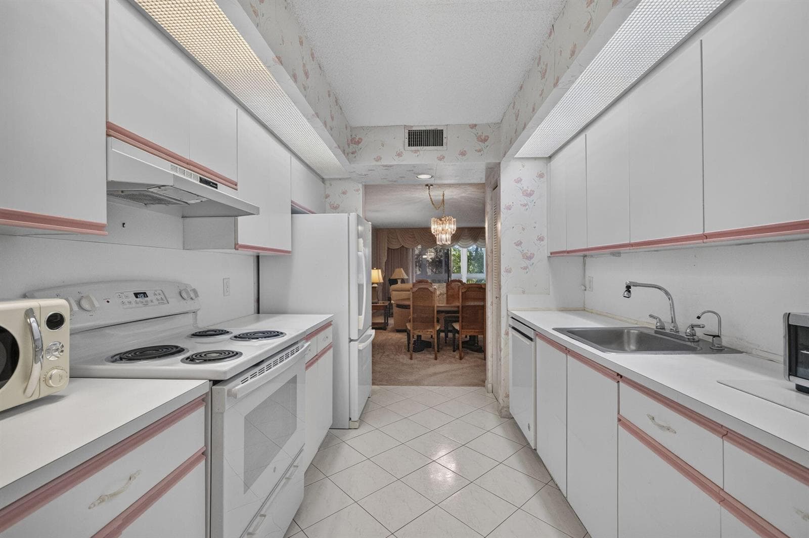 1703 Andros Isle # M3, Coconut Creek FL 33066 photo 4