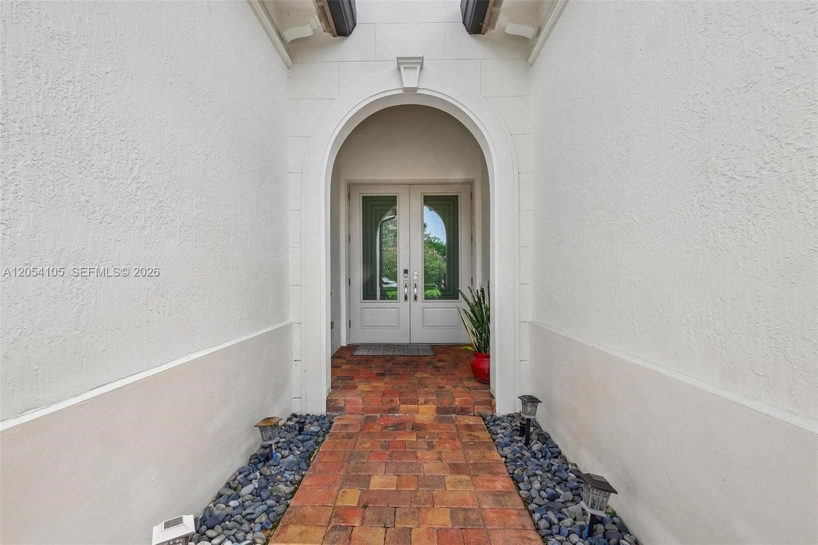 1053 SW 113th Way, Pembroke Pines FL 33025 photo 2