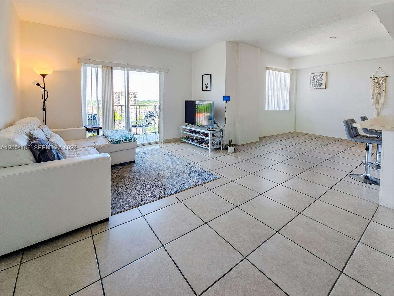1627 SW 37th Ave # 802, Miami, FL 33145 photo 3