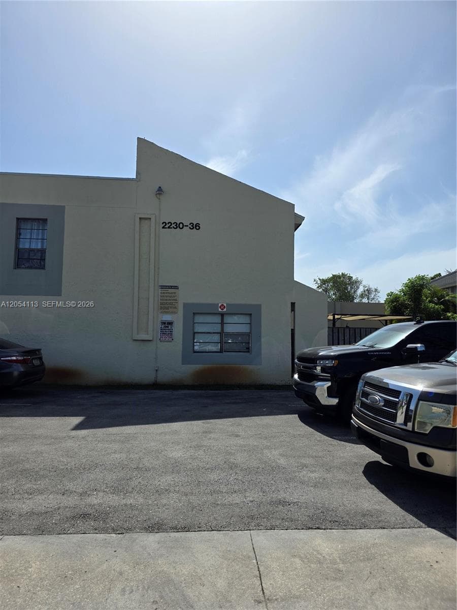 2236 NW 52nd Ave # 2236, Lauderhill FL 33313
