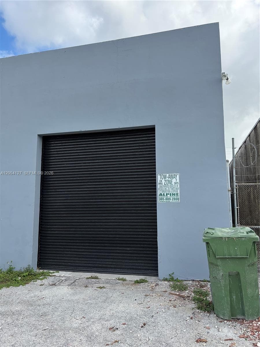 211 W 22nd St, Hialeah FL 33010 photo 3