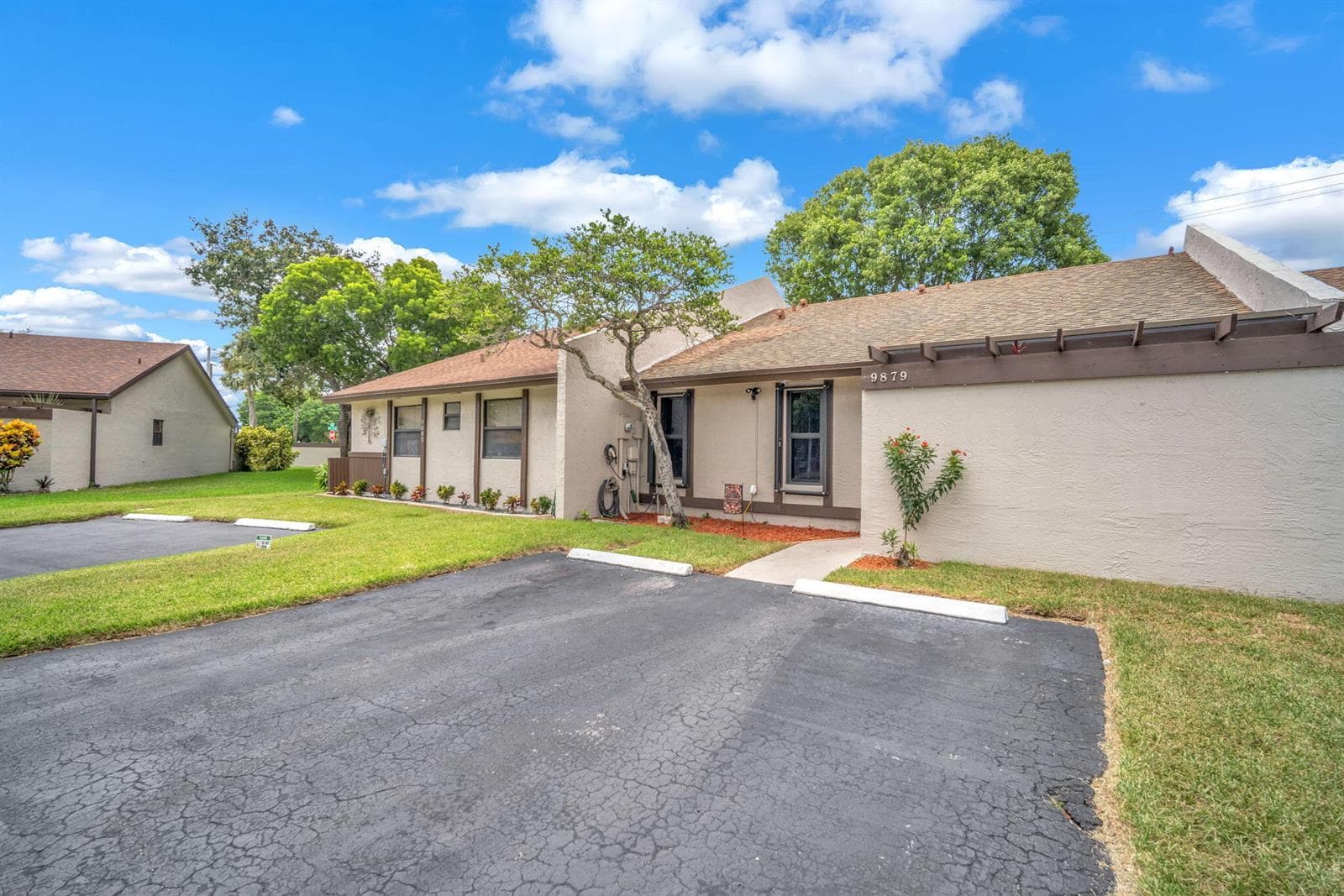 9879 NW 16TH Court, Pembroke Pines FL 33024 photo 3